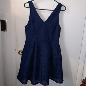 Navy v-neck lace dress